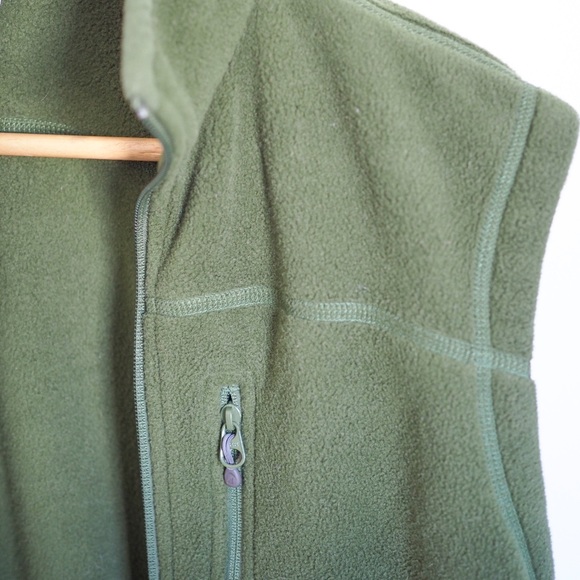 Men’s Medium MEC Green Vest - Picture 4 of 7